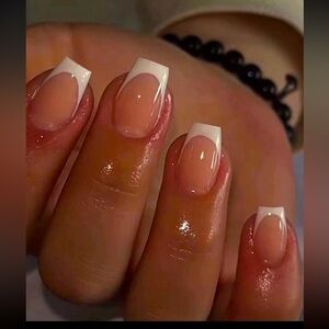 Model French Manicure Short Coffin 💅⭐️ 24 Piece PressOn Nailset